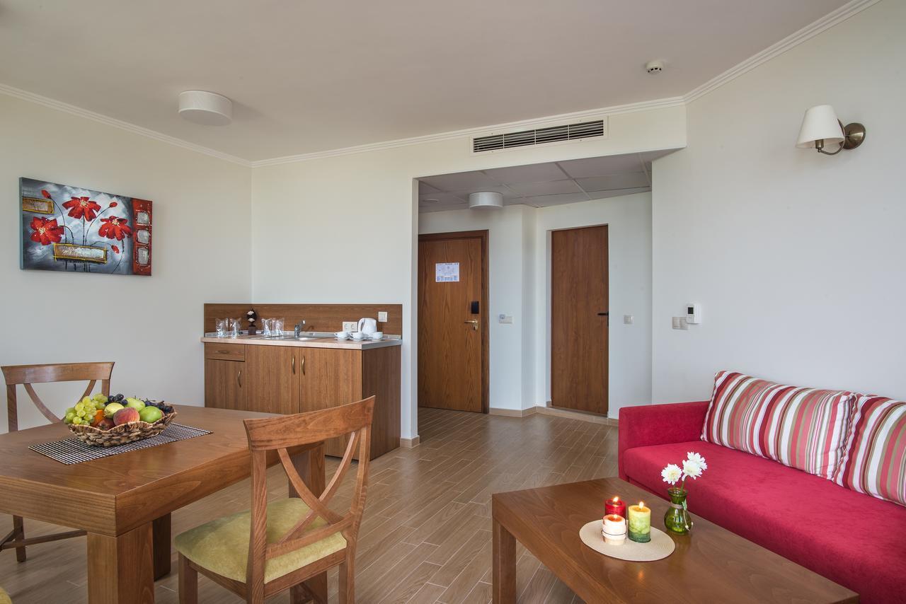 Hotel Miramar ソゾポル エクステリア 写真